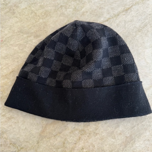 Louis Vuitton Men’s Wool Damier Beanie - Picture 2 of 5